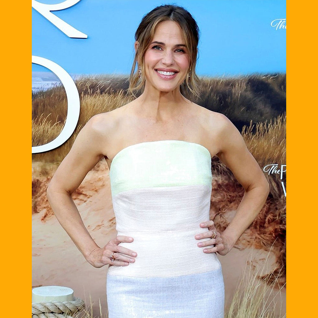 Worn by Jennifer Garner