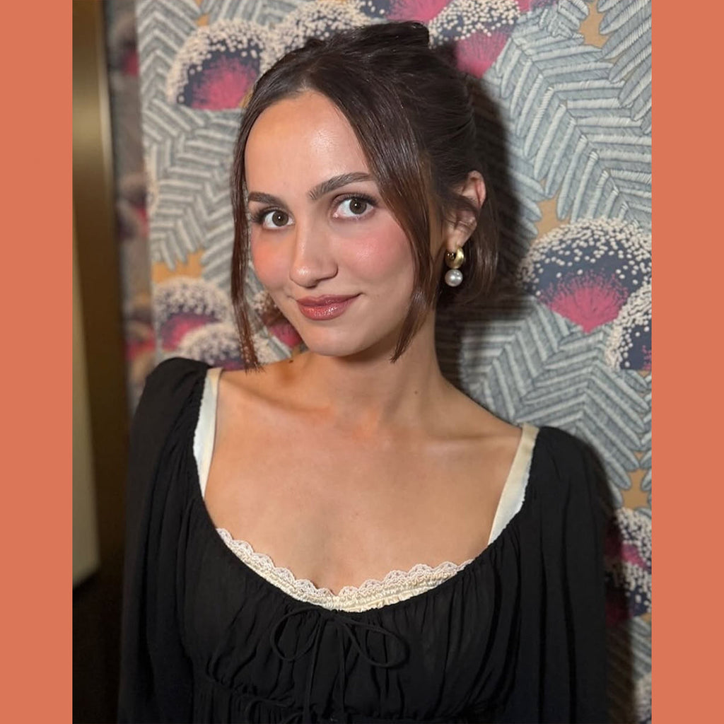 Worn by Maude Apatow