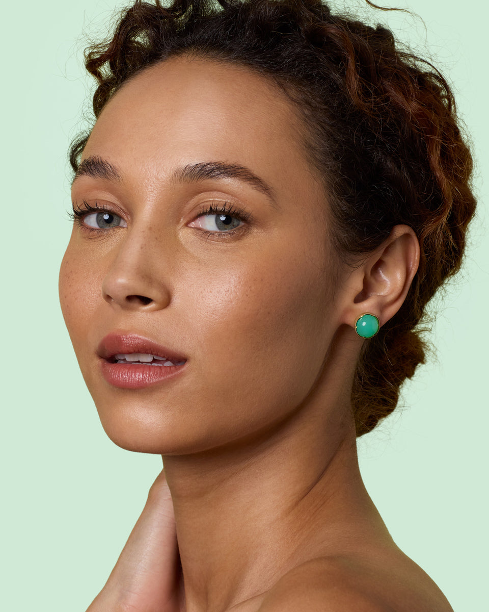 Medium Classic Studs - Irene Neuwirth