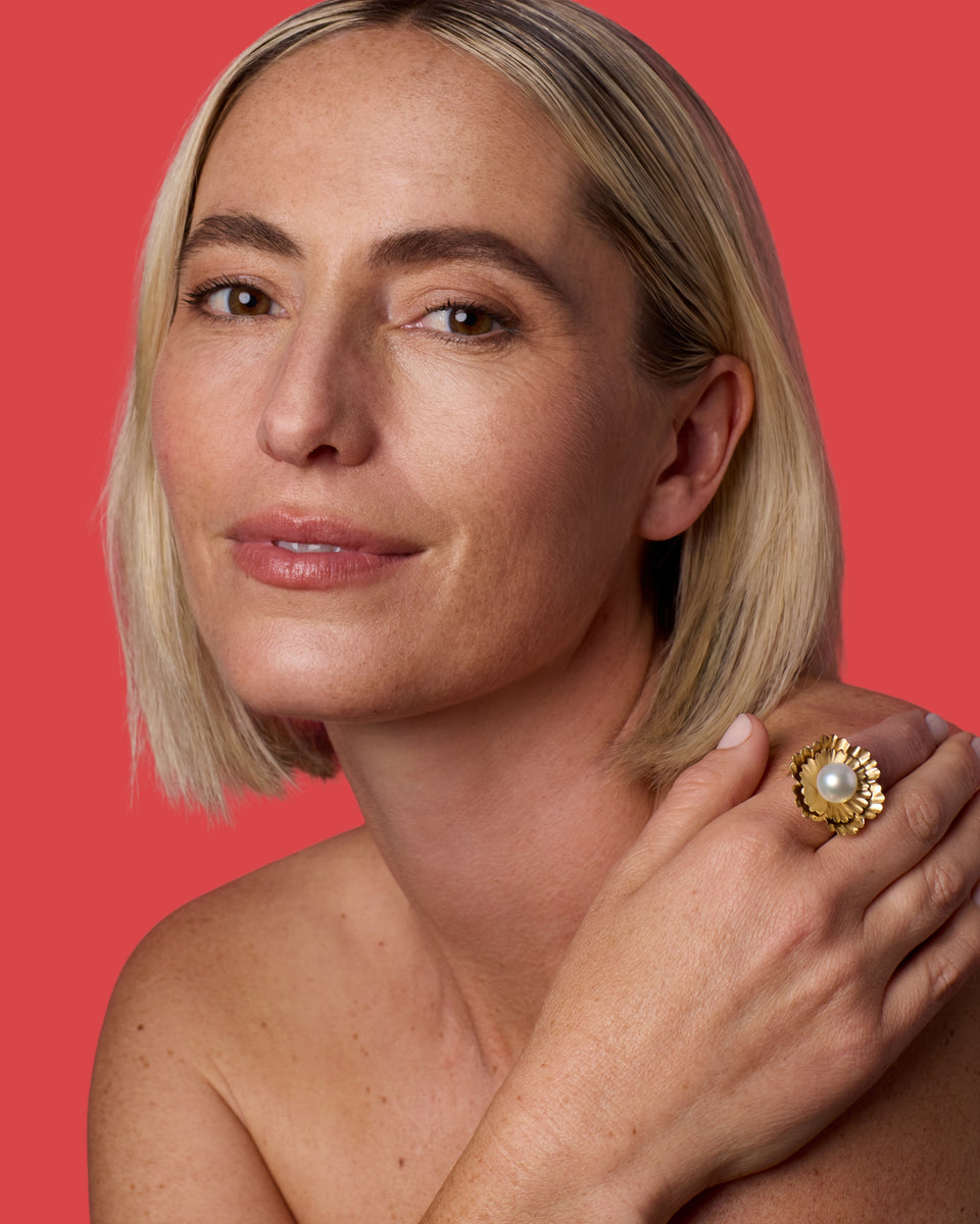 Medium Super Bloom Flower Ring